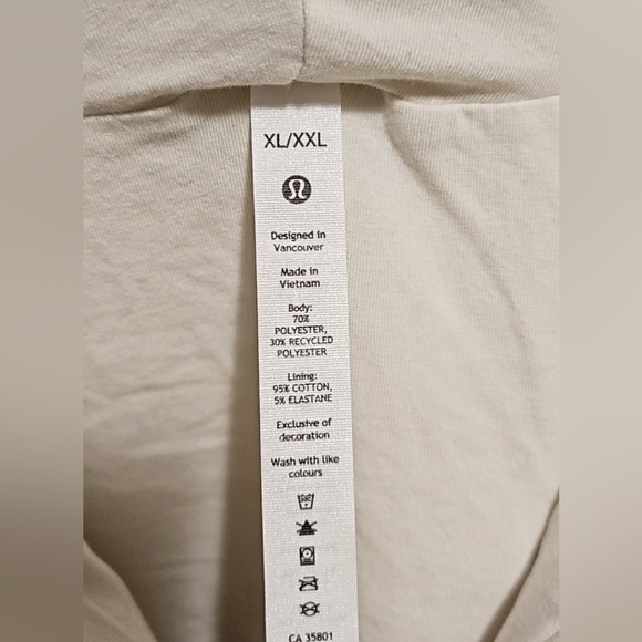 Authentic Lululemon fleece scuba - Picture 4 of 5